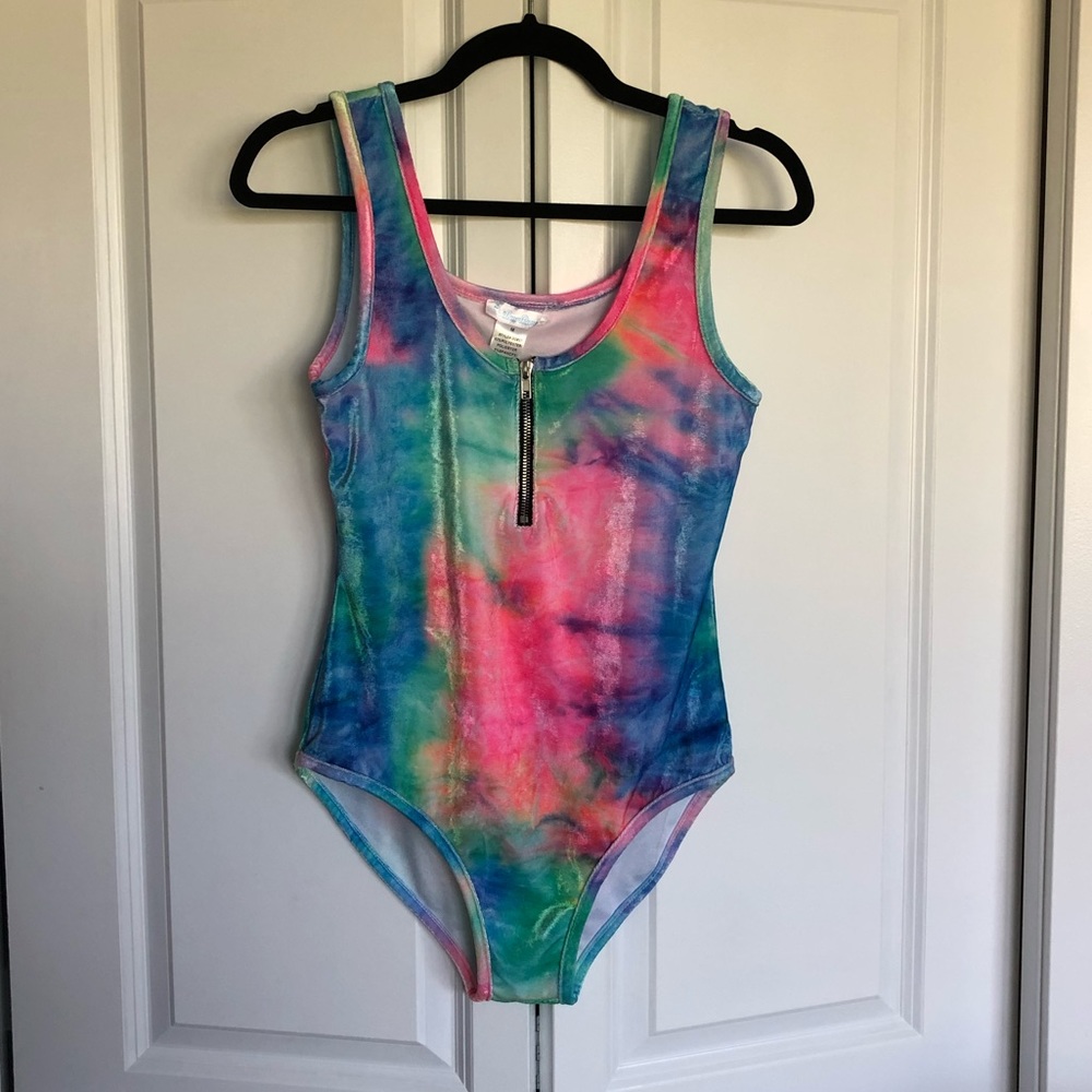 Iheartraves Tie dye velvet bodysuit